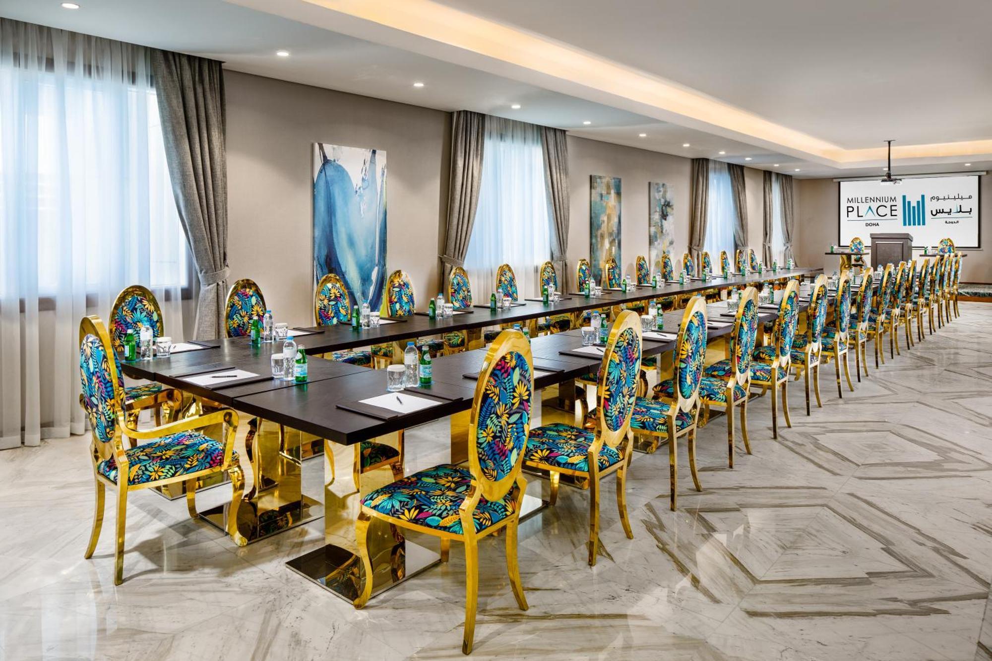 Millennium Place Doha Kültér fotó Meeting room
