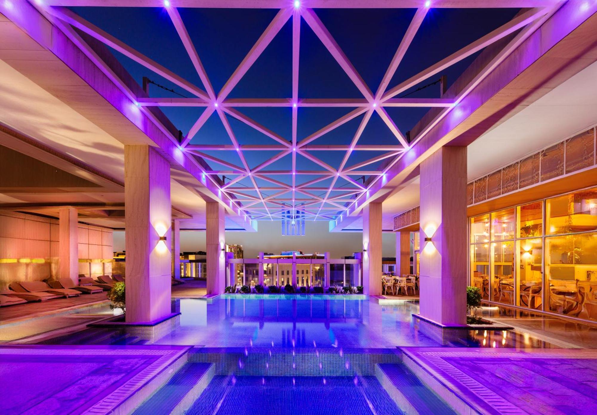 Millennium Place Doha Kültér fotó The hotel's lobby