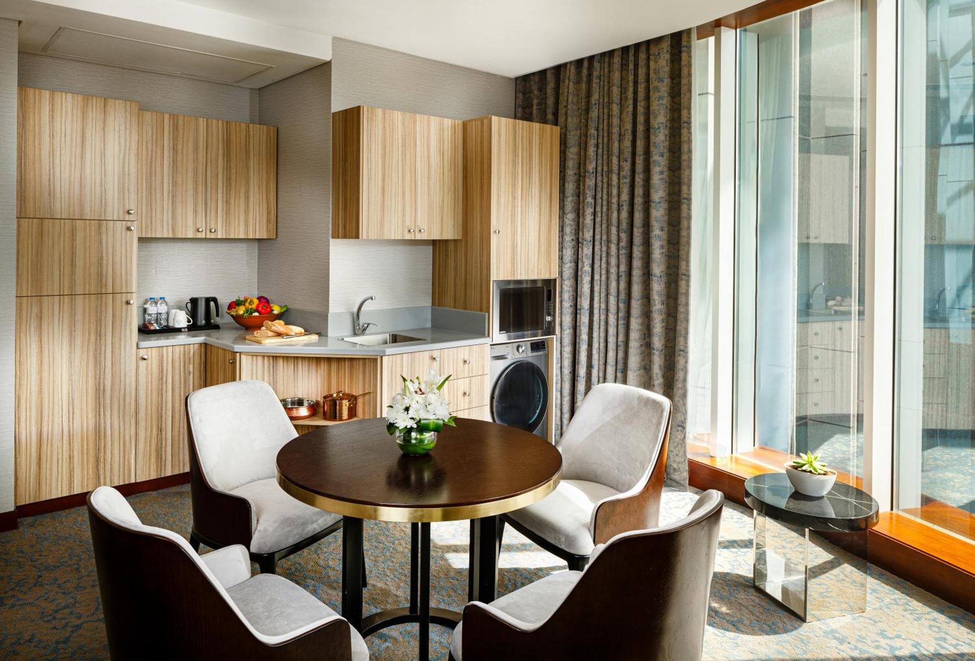 Millennium Place Doha Kültér fotó Kitchenette