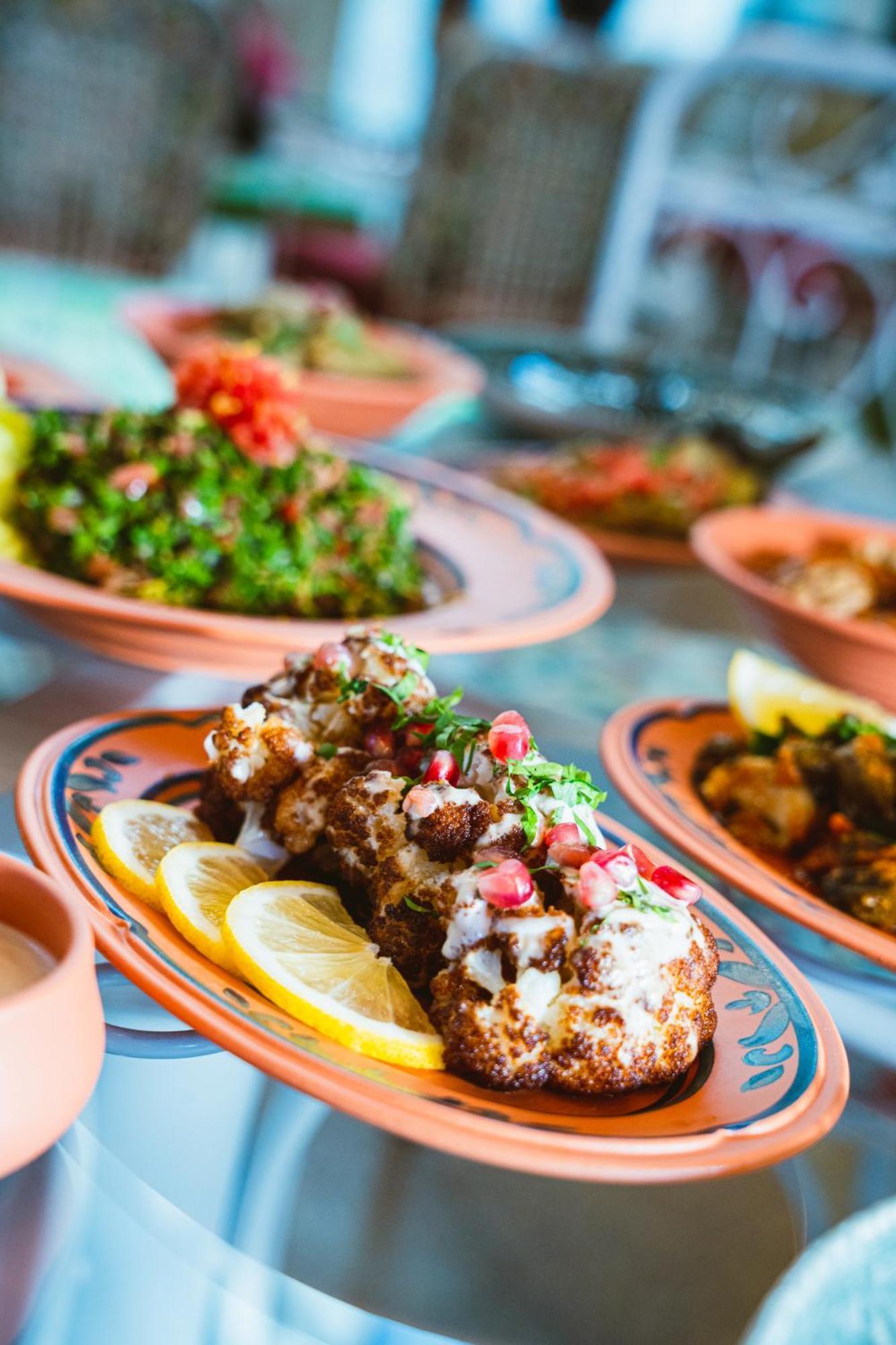 Millennium Place Doha Kültér fotó Lebanese cuisine