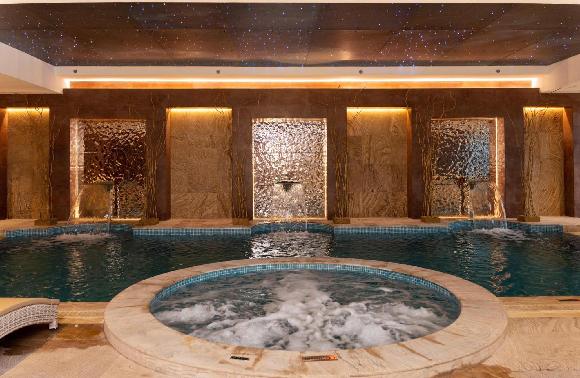 Millennium Place Doha Kültér fotó Spa at the Four Seasons Hotel, Cairo